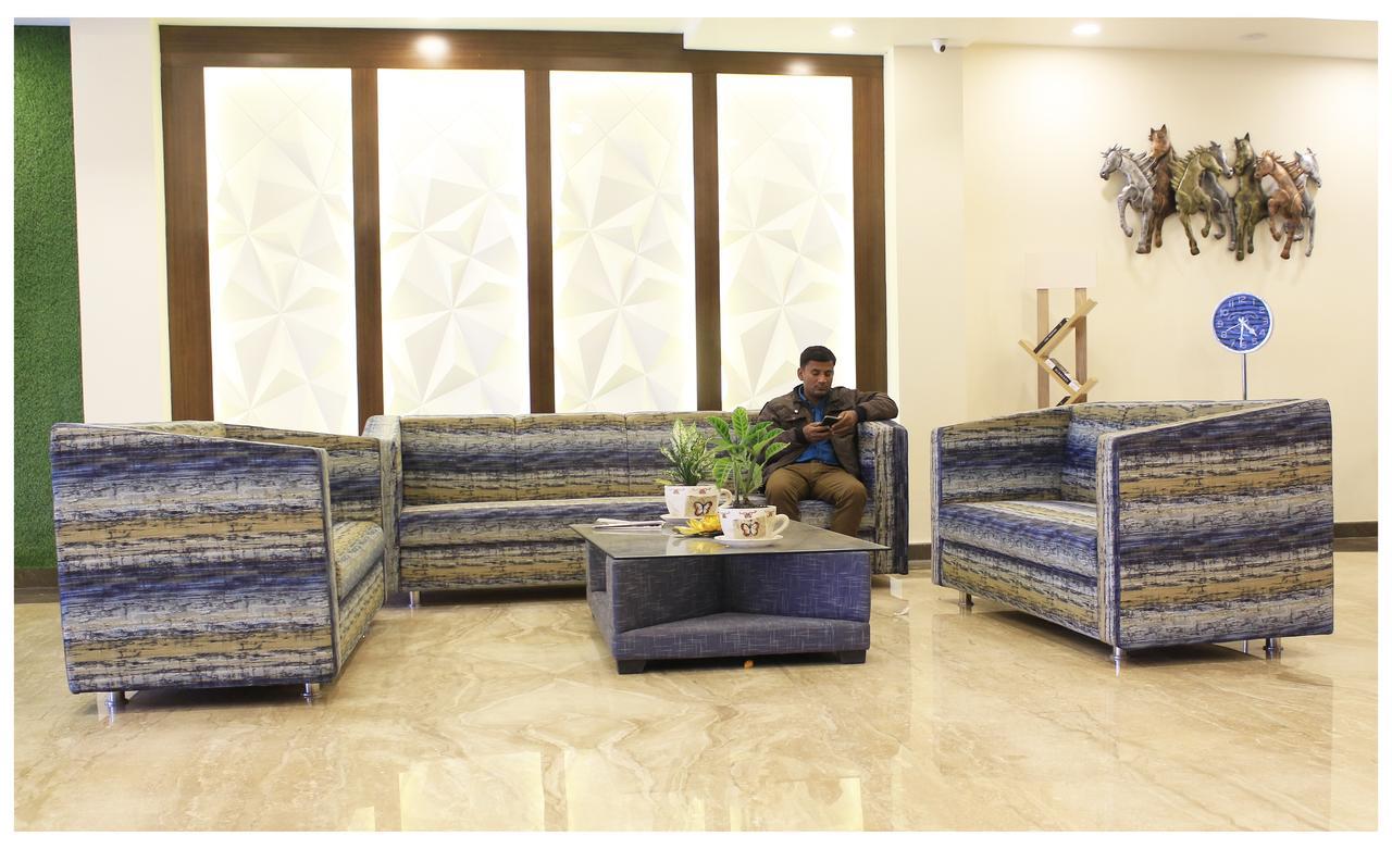 Hotel Radiant Inn Roorkee Exterior foto
